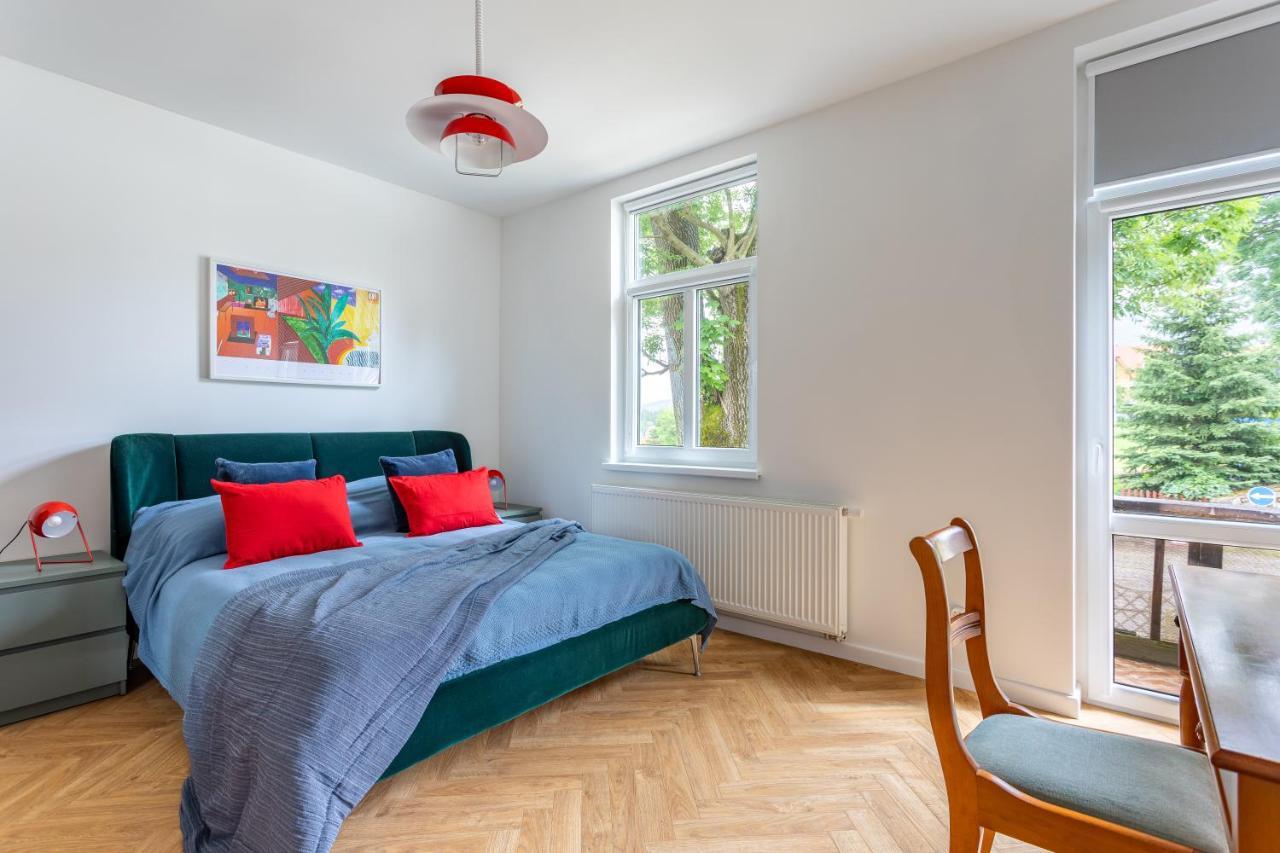 Jasqlka Apartament Z Widokiem شكلارسكا بوريبا المظهر الخارجي الصورة